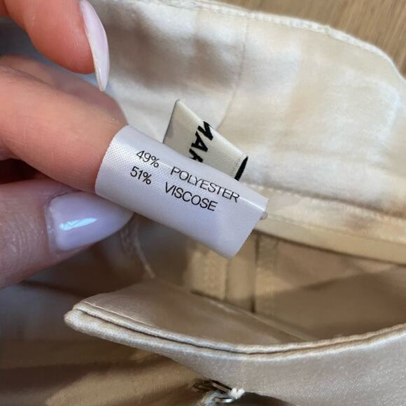 Pixie Market pleated off white high waisted shorts XS - Picture 5 of 5